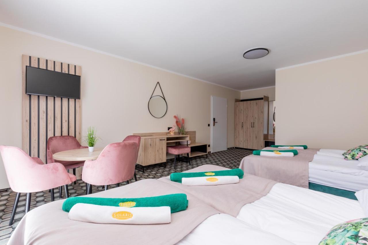 Flamingo Apartment โปเบียโรโว ภายนอก รูปภาพ