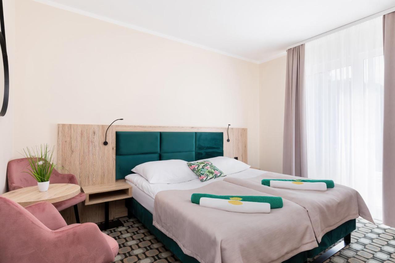 Flamingo Apartment โปเบียโรโว ภายนอก รูปภาพ
