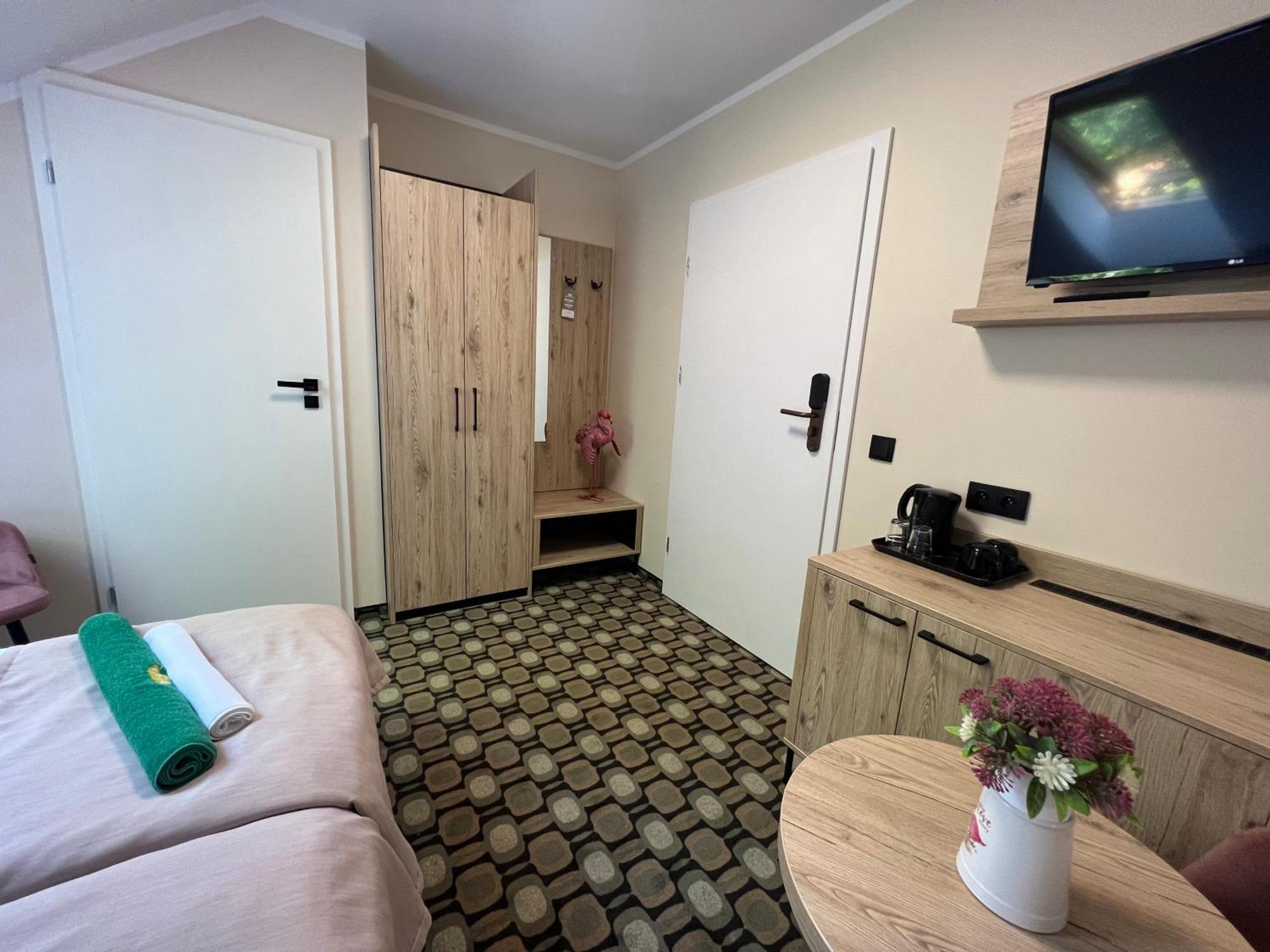Flamingo Apartment โปเบียโรโว ภายนอก รูปภาพ